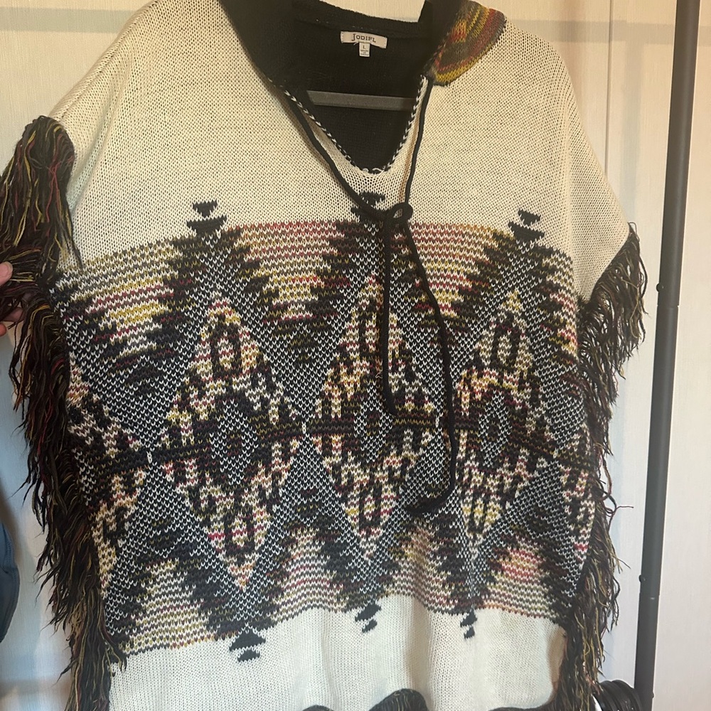 Multicolor Geometric Pattern Sweater - image 1